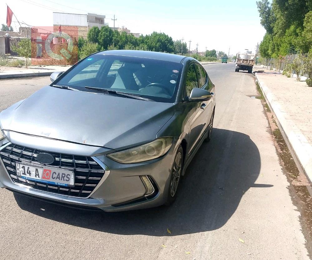 هیوندای ئەلەنترا
